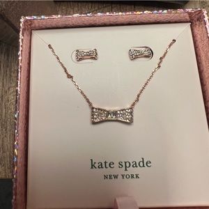 chain and bow earrings set